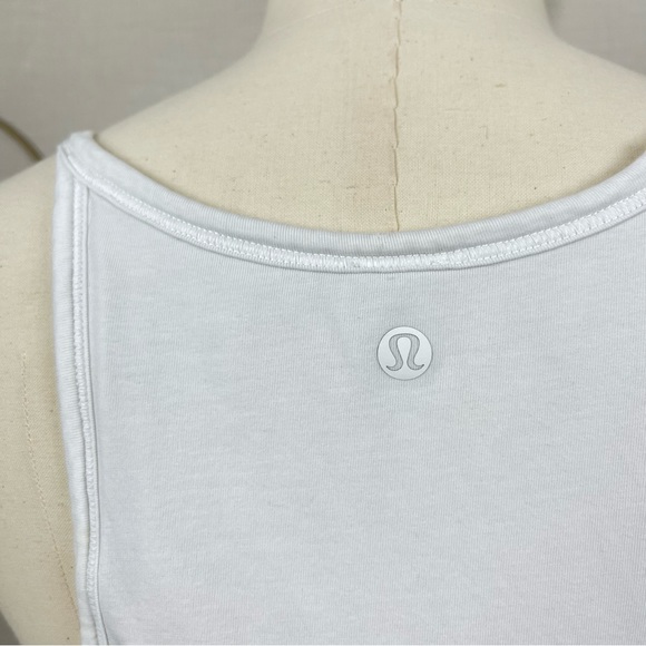 Lululemon Women White Tank Yoga Top M - Picture 4 of 10